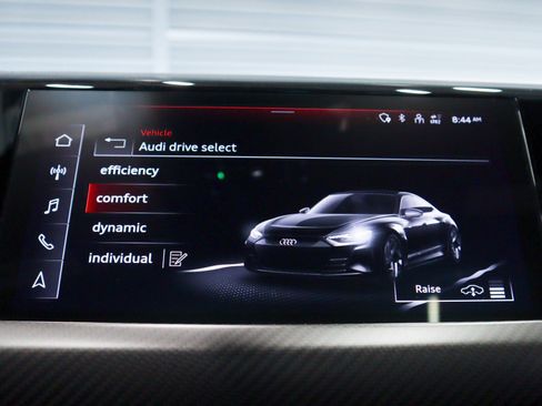 Used 2023 Audi RS e-tron GT w/ Carbon Performance Package image 21