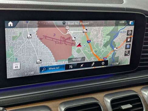 Used 2021 Mercedes-Benz GLS 580 4MATIC image 16