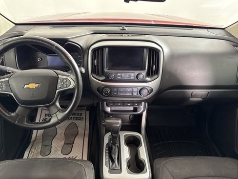 Used 2016 Chevrolet Colorado LT w/ LT Convenience Package image 21