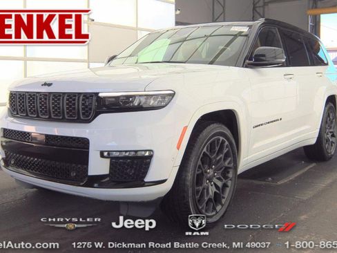 Used 2023 Jeep Grand Cherokee L Summit w/ Advanced Protech Group IV image 1