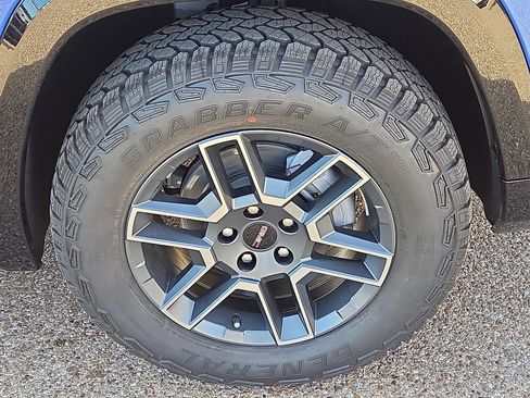 New 2026 GMC Terrain AT4 w/ Convenience Package III image 6