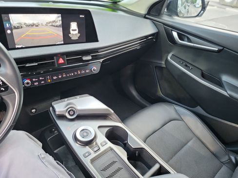 Used 2024 Kia EV6 Light image 14