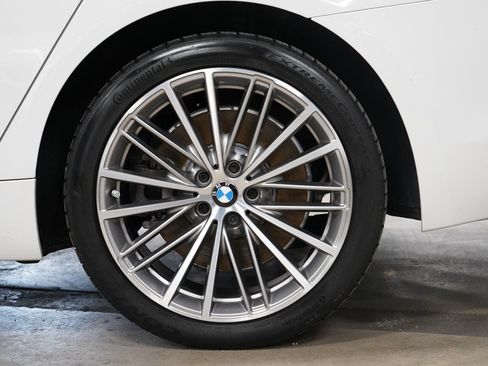 Used 2020 BMW 540i w/ Convenience Package RWD image 27