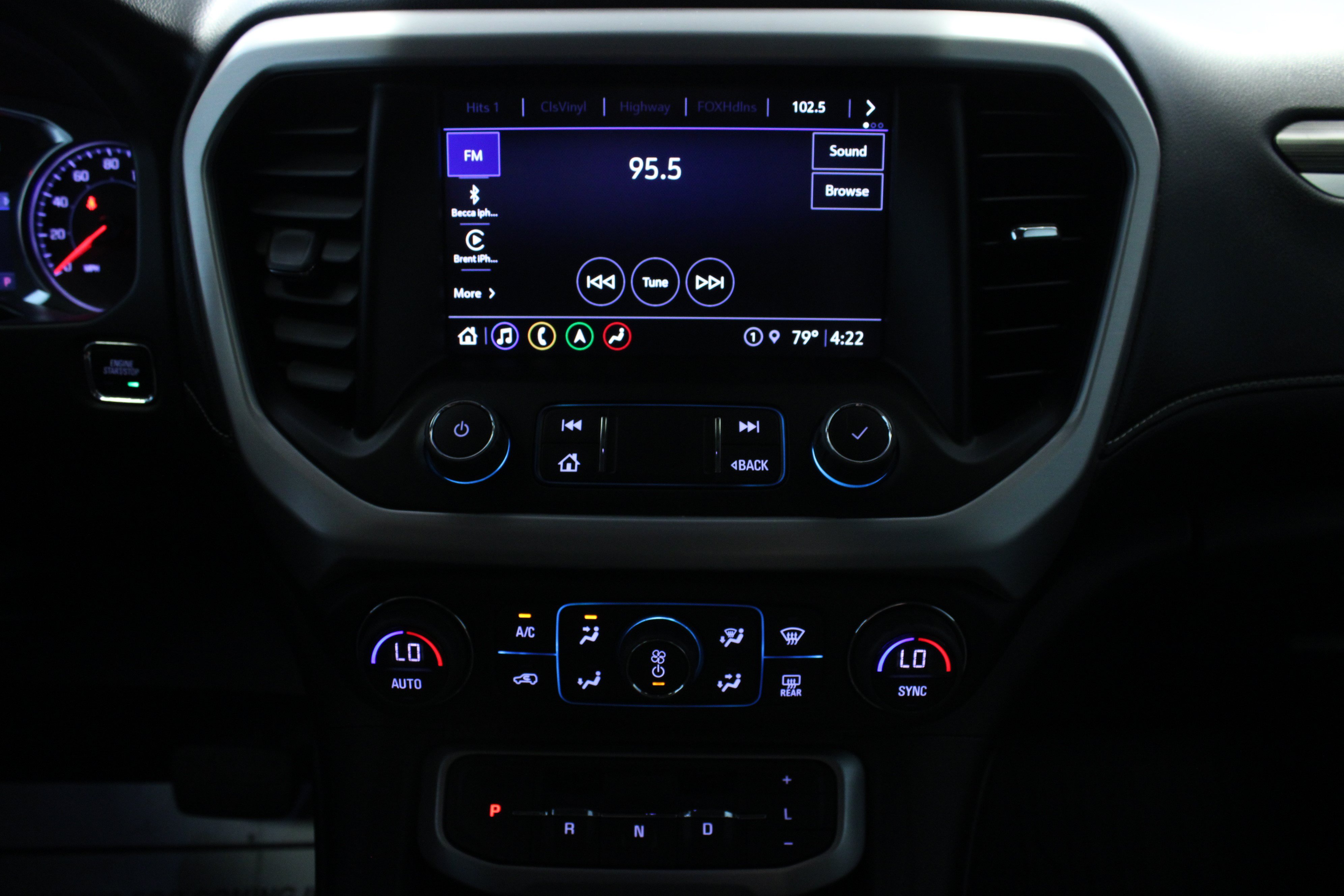 Used 2023 GMC Acadia SLT w/ Elevation Edition FWD image 23