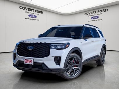 New 2025 Ford Explorer ST-Line w/ Premium Package