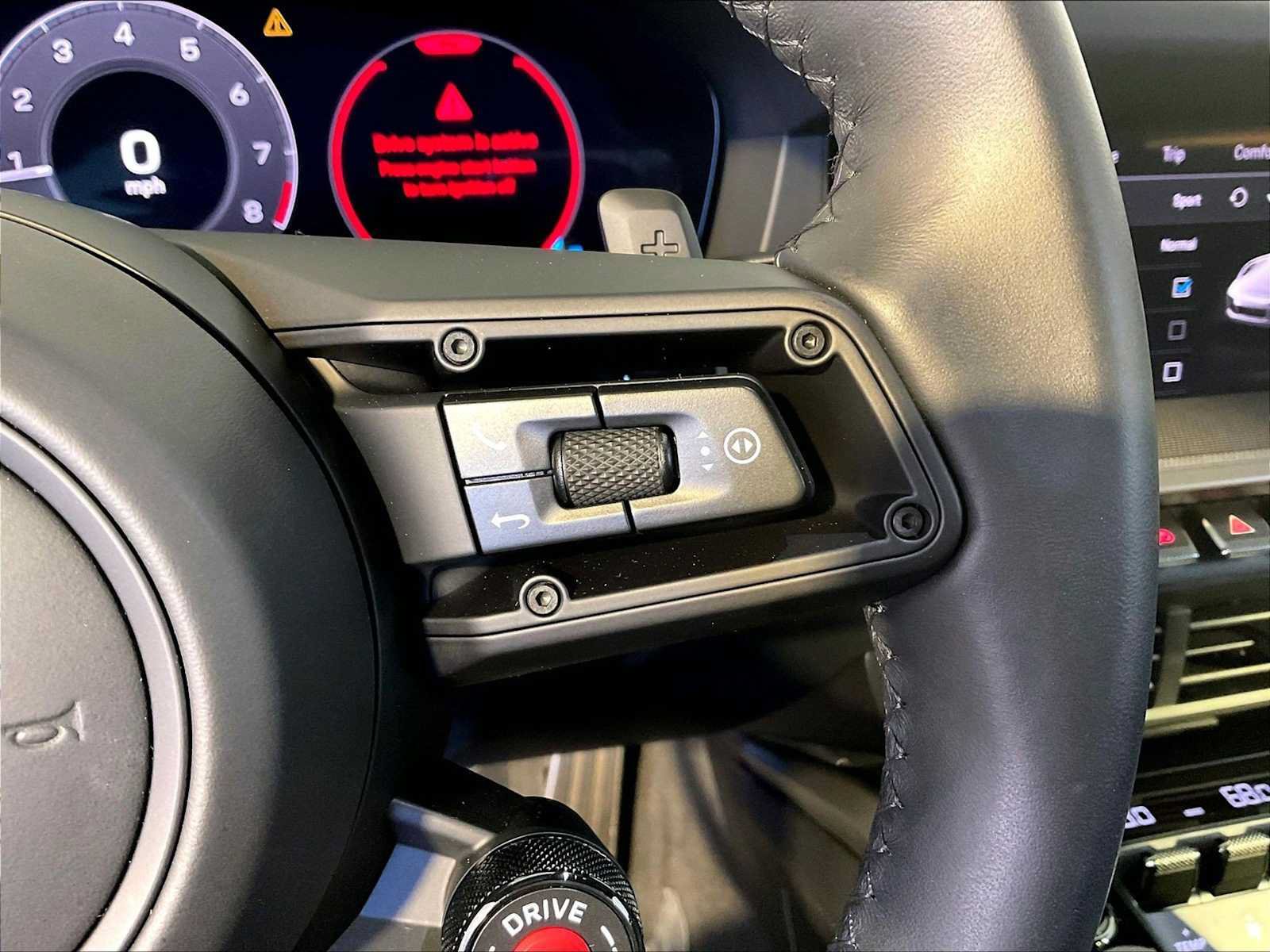 Certified 2025 Porsche 911 Carrera RWD image 28