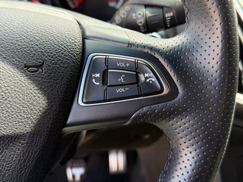 Used 2017 Ford Focus ST FWD image 14