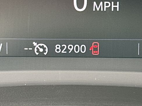 Used 2023 Chevrolet TrailBlazer ACTIV w/ Sun and Liftgate Package FWD image 28
