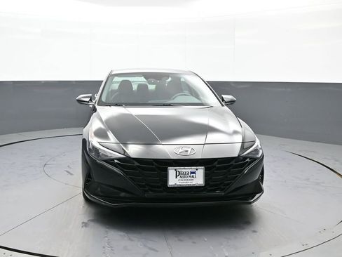 Certified 2023 Hyundai Elantra SEL w/ Cargo Package image 2