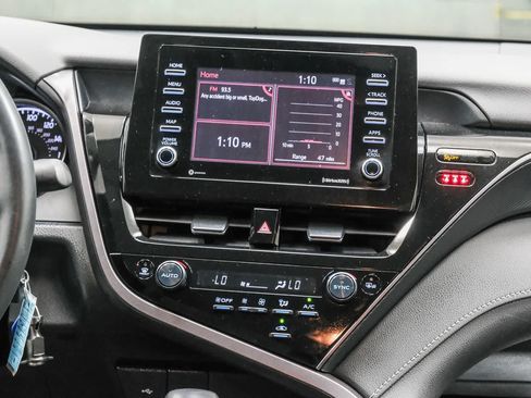 Used 2023 Toyota Camry SE FWD image 16