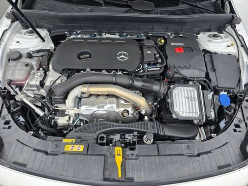 New 2026 Mercedes-Benz GLB 250 4MATIC image 10
