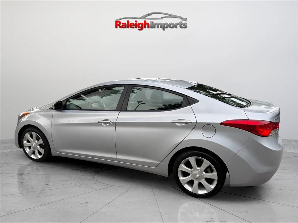 Used 2012 Hyundai Elantra Limited FWD image 8