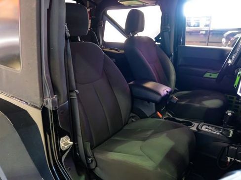 Used 2016 Jeep Wrangler Sport image 30