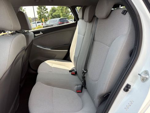 Used 2014 Hyundai Accent GS FWD image 19