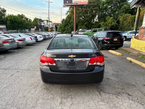 Used 2015 Chevrolet Cruze LT FWD image 4
