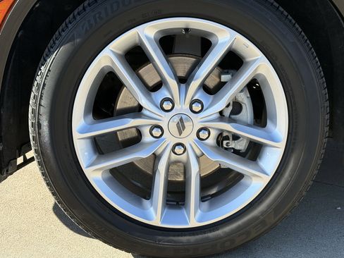 Used 2024 Dodge Durango GT image 12