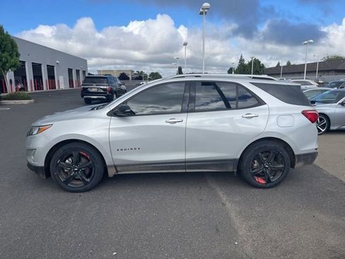 Used 2020 Chevrolet Equinox Premier w/ Premier Redline Edition image 4