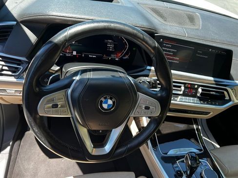 Used 2021 BMW X7 xDrive40i w/ Premium Package AWD/4WD image 35