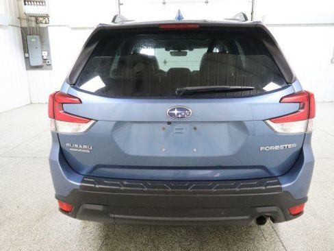 Used 2021 Subaru Forester Limited w/ Popular Package #3 AWD/4WD image 8