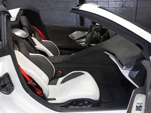 Used 2023 Chevrolet Corvette Z06 RWD image 51