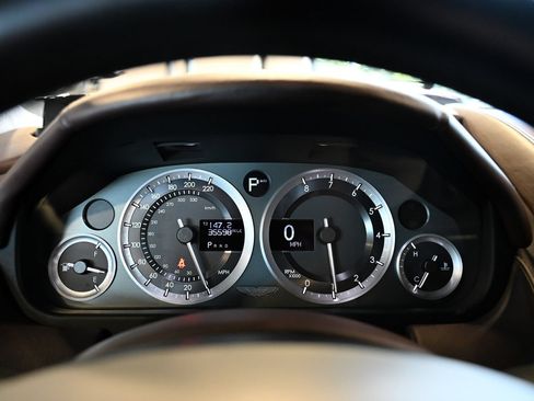 Used 2011 Aston Martin Rapide RWD image 26
