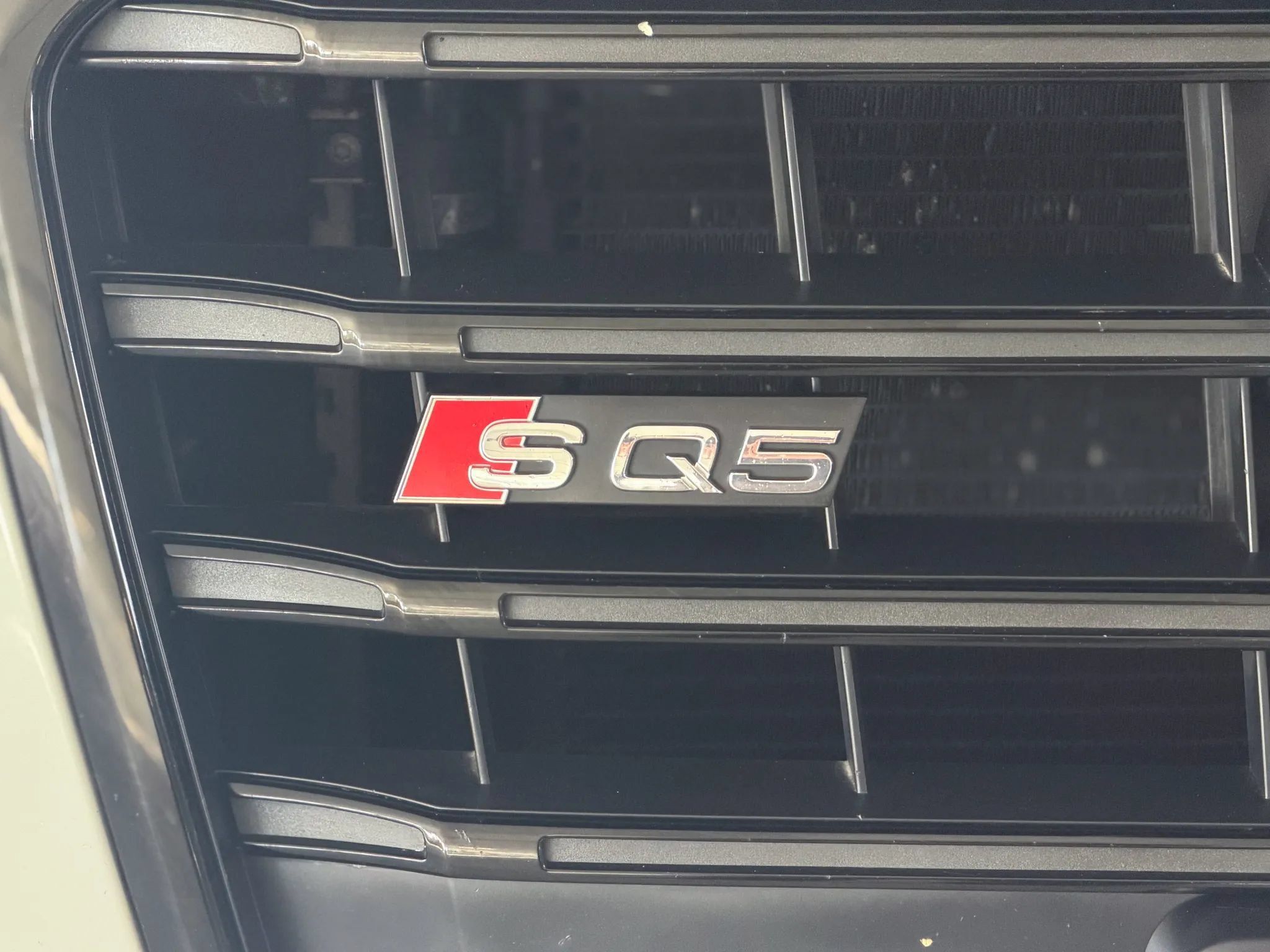 Used 2016 Audi SQ5 Prestige w/ Prestige Package AWD/4WD image 10