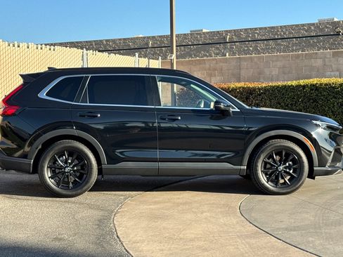 Used 2023 Honda CR-V Sport image 3