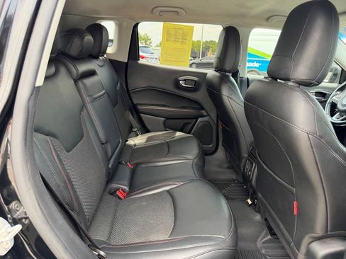 Used 2019 Jeep Compass Trailhawk w/ Cold Weather Group AWD/4WD image 35