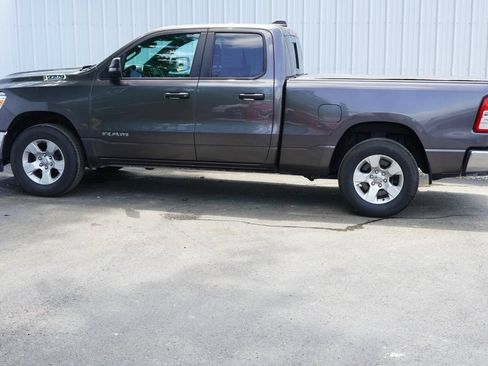 Used 2024 RAM 1500 Big Horn AWD/4WD image 3