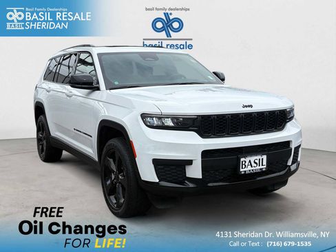 Used 2023 Jeep Grand Cherokee L Laredo AWD/4WD image 1