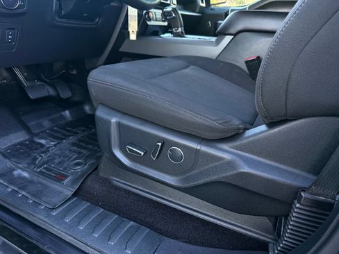 Used 2018 Ford F150 XLT w/ Equipment Group 302A Luxury AWD/4WD image 21
