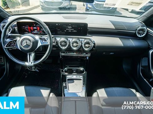 Used 2025 Mercedes-Benz CLA 250 4MATIC image 30