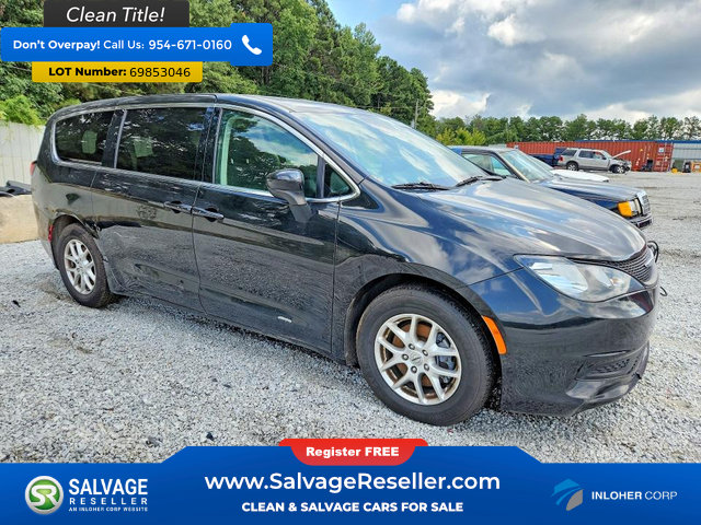 Used 2022 Chrysler Voyager LX FWD image 5