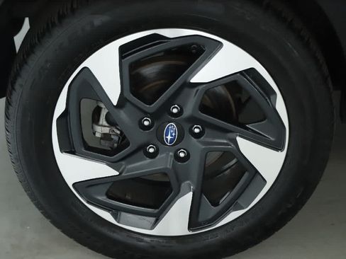 Certified 2024 Subaru Crosstrek 2.5i Limited w/ Crosstrek Mirror Package AWD/4WD image 12