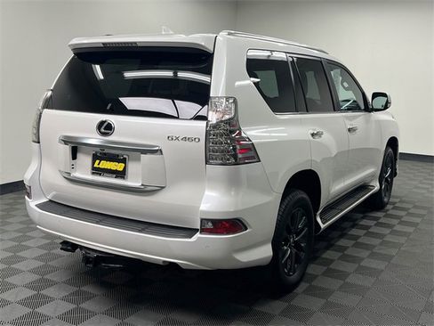 Certified 2023 Lexus GX 460 Premium w/ Premium Package image 5