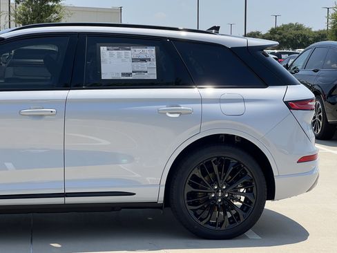 New 2025 Lincoln Corsair Grand Touring w/ Jet Appearance Package image 6