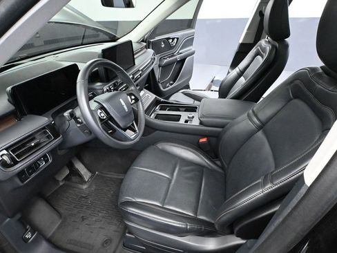 Used 2025 Lincoln Aviator Reserve w/ Jet Appearance Package image 23