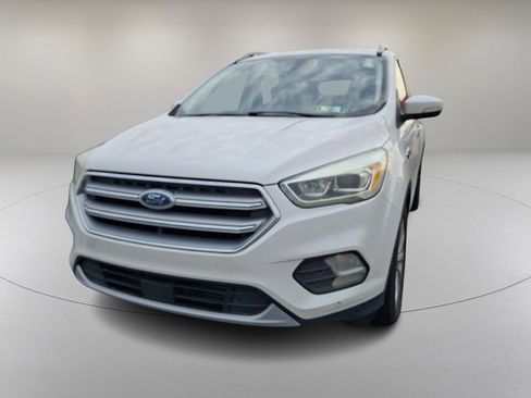 Used 2017 Ford Escape Titanium w/ Equipment Group 301A image 4
