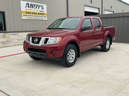Used 2019 Nissan Frontier SV image 4