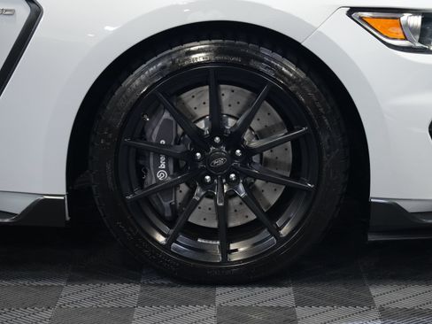 Used 2016 Ford Mustang Shelby GT350 w/ Technology Package RWD image 51