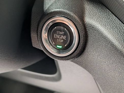 Used 2021 Chevrolet TrailBlazer LT FWD image 21
