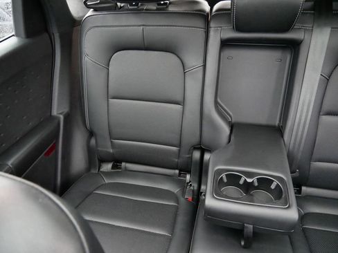 Used 2020 Ford Escape SE Sport image 18