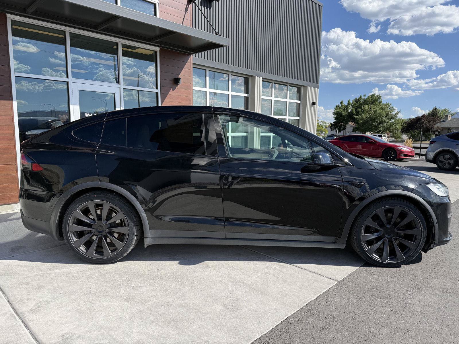 Used 2022 Tesla Model X Plaid AWD/4WD image 9