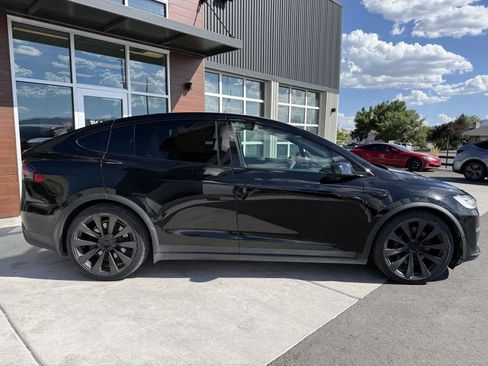 Used 2022 Tesla Model X Plaid AWD/4WD image 9