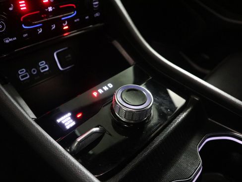 Used 2025 Jeep Grand Cherokee Limited image 26