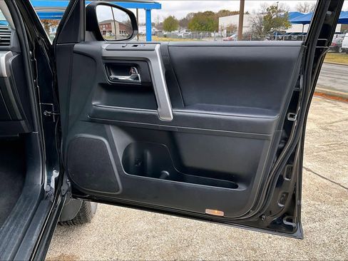 Used 2024 Toyota 4Runner SR5 image 22