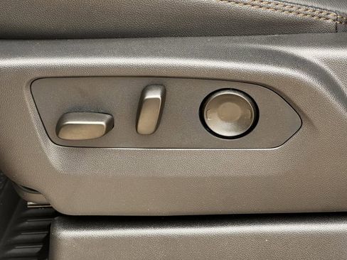 New 2026 GMC Sierra 2500 AT4 w/ AT4 Premium Plus Package image 21