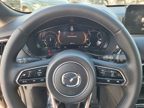 New 2026 MAZDA CX-90 Plug-In Hybrid w/ Premium Plus AWD/4WD image 31