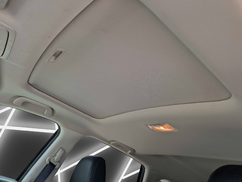 Used 2016 Honda CR-V Touring image 16
