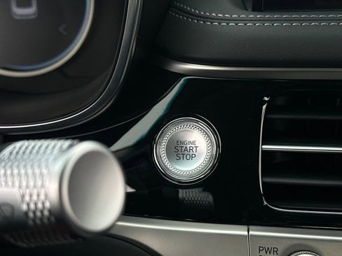 New 2026 Genesis G70 2.5T Prestige image 23